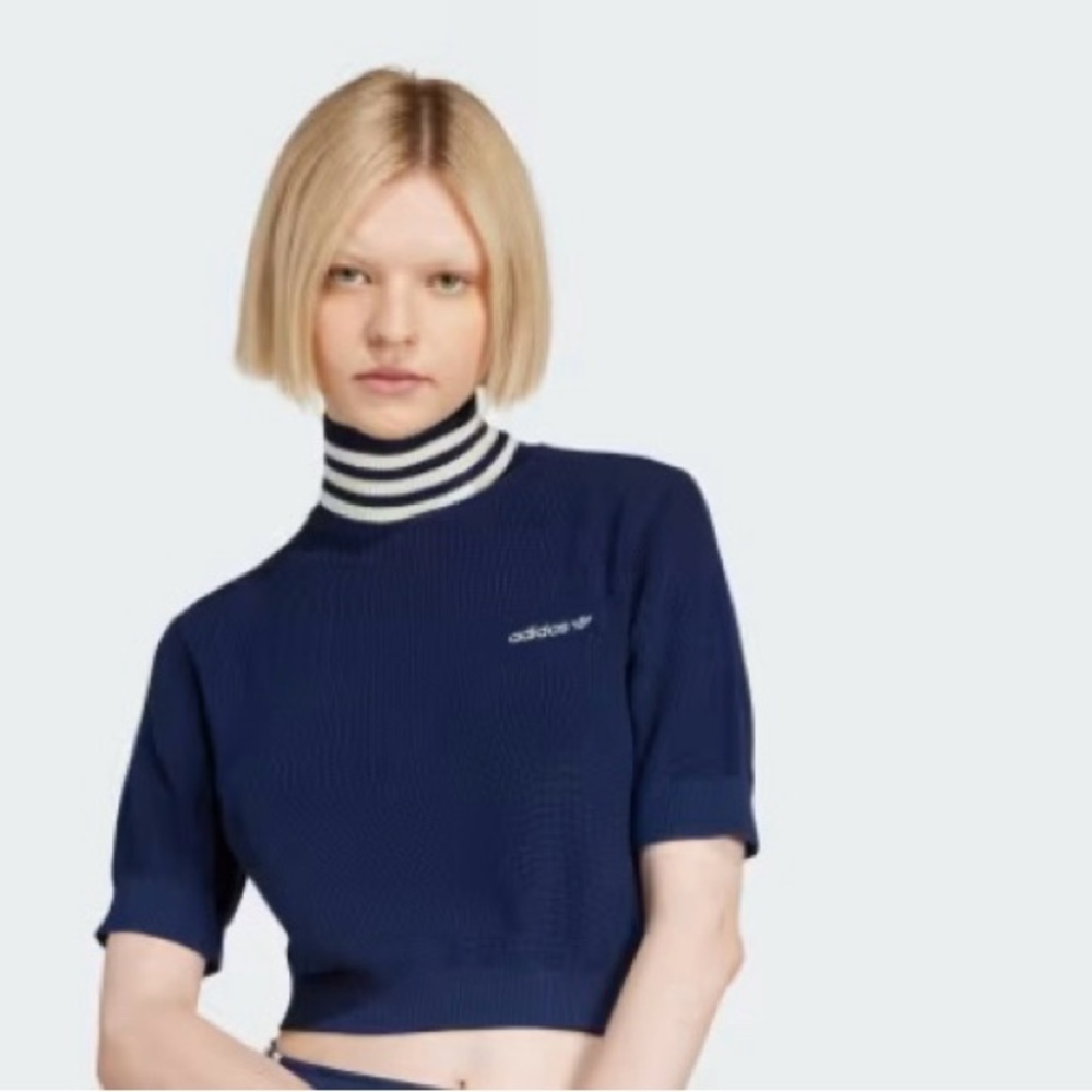 Adidas Women's Navy and White crop top